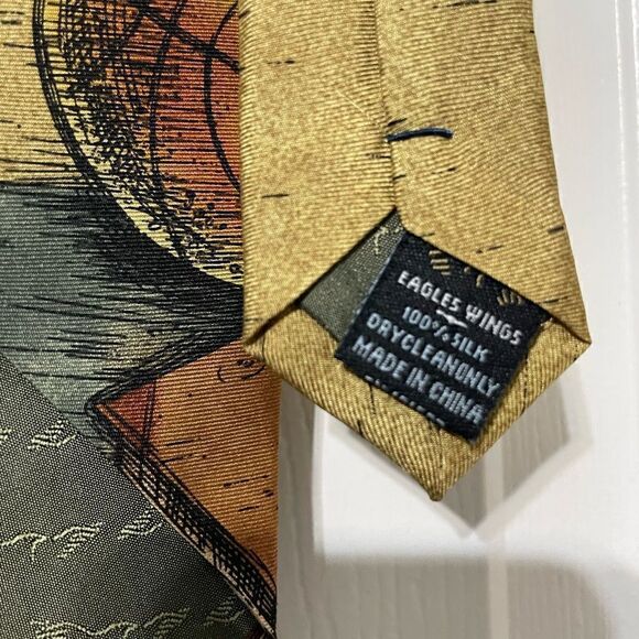 Florida Gators Football Novelty Silk Tie - Picture 4 of 6